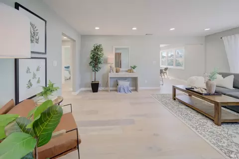 Living - 948 Benicia Rd, Vallejo, CA 94591 photo 1 of 2