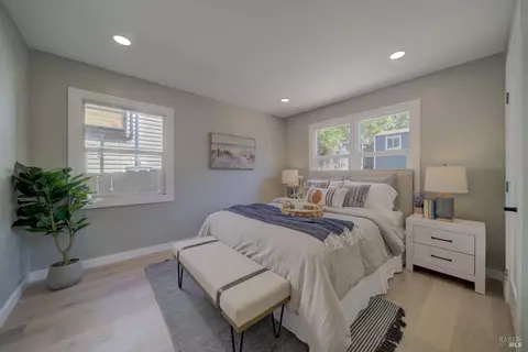 Bedroom - 948 Benicia Rd, Vallejo, CA 94591 photo 3 of 5