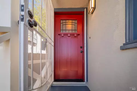 Entry Way - 948 Benicia Rd, Vallejo, CA 94591 photo 1 of 2