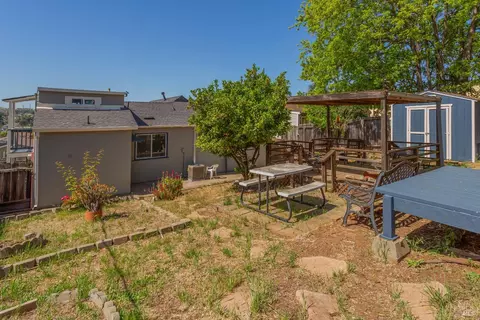 Exterior - 948 Benicia Rd, Vallejo, CA 94591 photo 10 of 12