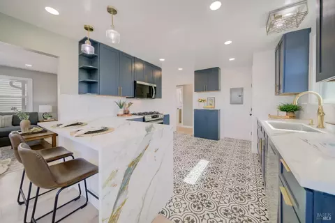 Kitchen - 948 Benicia Rd, Vallejo, CA 94591 photo 3 of 5
