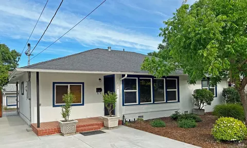 125 Court St, Ukiah, CA 95482