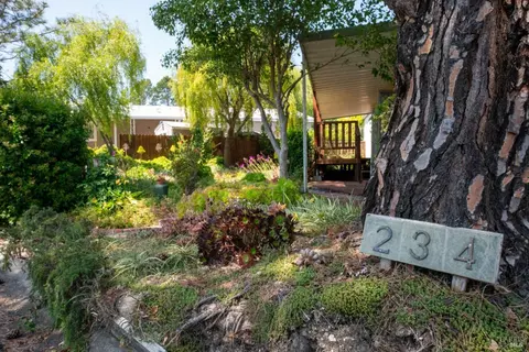 234 E Seven Flags Cir, Sonoma, CA 95476