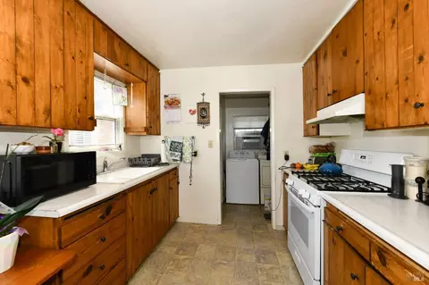 Kitchen - 473 Newton Way, Angwin, CA 94508 photo 1 of 7
