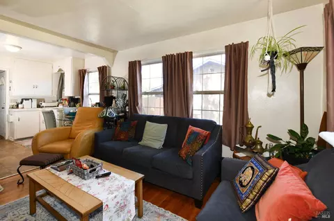 Living - 473 Newton Way, Angwin, CA 94508 photo 5 of 8