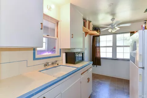 Kitchen - 473 Newton Way, Angwin, CA 94508 photo 7 of 7