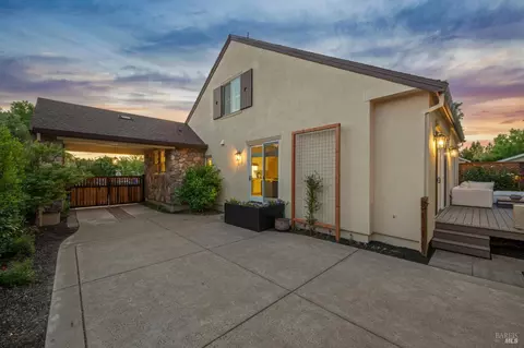Exterior - 1332 Jones St, Sonoma, CA 95476 photo 19 of 24