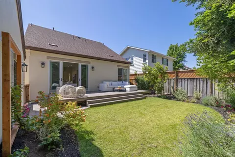 Exterior - 1332 Jones St, Sonoma, CA 95476 photo 10 of 24