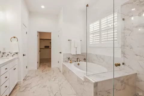 Bath - 1332 Jones St, Sonoma, CA 95476 photo 1 of 10