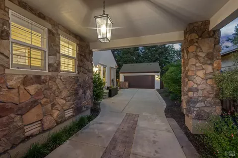 Exterior - 1332 Jones St, Sonoma, CA 95476 photo 21 of 24