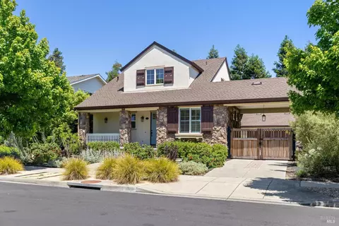 Exterior - 1332 Jones St, Sonoma, CA 95476 photo 3 of 24