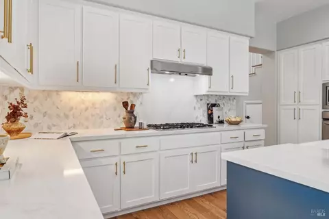 Kitchen - 1332 Jones St, Sonoma, CA 95476 photo 9 of 12