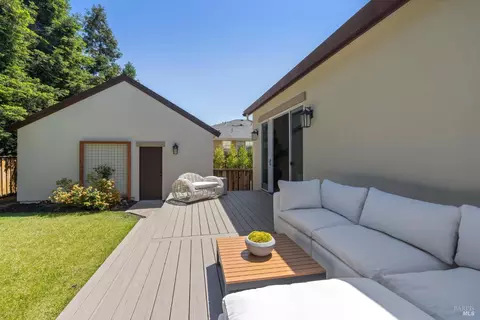 Exterior - 1332 Jones St, Sonoma, CA 95476 photo 14 of 24