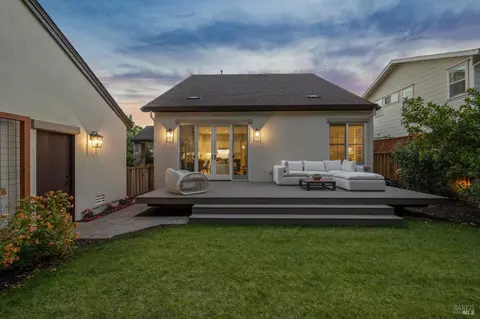 Exterior - 1332 Jones St, Sonoma, CA 95476 photo 18 of 24