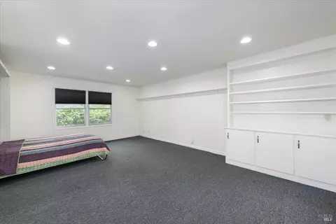 1361 Mariposa St, Vallejo, CA 94590 photo 17