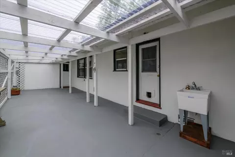 1361 Mariposa St, Vallejo, CA 94590 photo 33