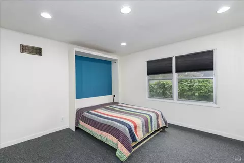 1361 Mariposa St, Vallejo, CA 94590 photo 18