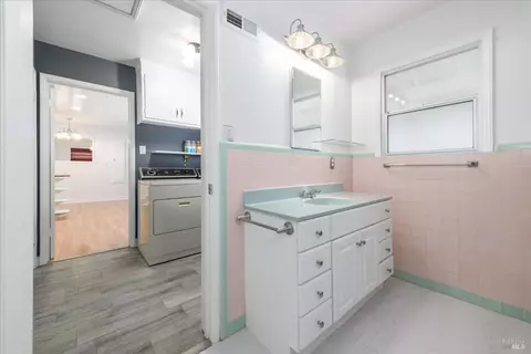 1361 Mariposa St, Vallejo, CA 94590 photo 30