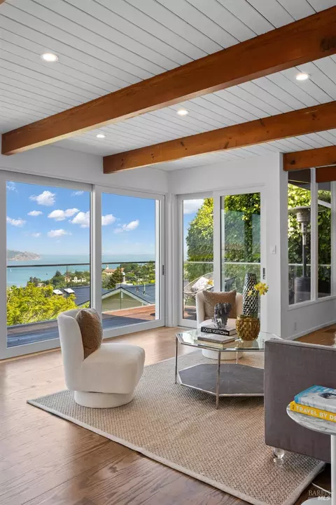 Living - 33 Wray Ave, Sausalito, CA 94965 photo 6 of 11