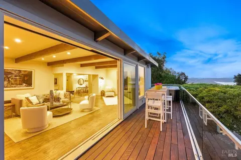 Exterior - 33 Wray Ave, Sausalito, CA 94965 photo 10 of 25