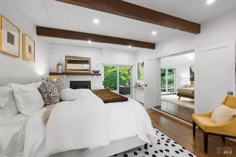 Bedroom - 33 Wray Ave, Sausalito, CA 94965 photo 2 of 10