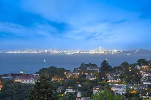 View/Area - 33 Wray Ave, Sausalito, CA 94965 photo 3 of 19