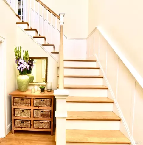 Entry Way - 81 Cazneau Ave, Sausalito, CA 94965 photo 2 of 4