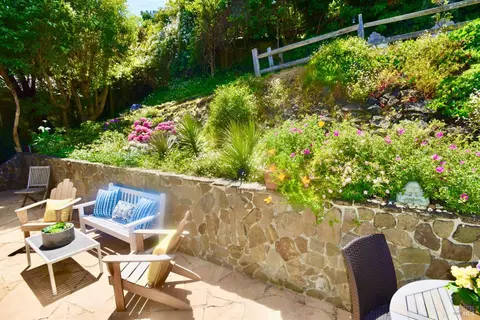 Exterior - 81 Cazneau Ave, Sausalito, CA 94965 photo 17 of 24