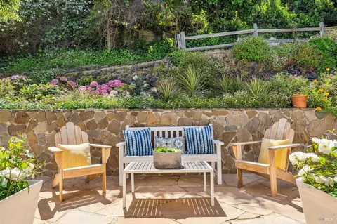 Exterior - 81 Cazneau Ave, Sausalito, CA 94965 photo 11 of 24