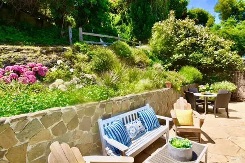 Exterior - 81 Cazneau Ave, Sausalito, CA 94965 photo 16 of 24