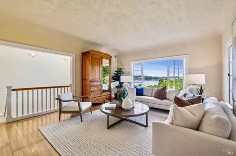 Living - 81 Cazneau Ave, Sausalito, CA 94965 photo 3 of 6