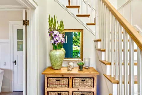 Entry Way - 81 Cazneau Ave, Sausalito, CA 94965 photo 1 of 4