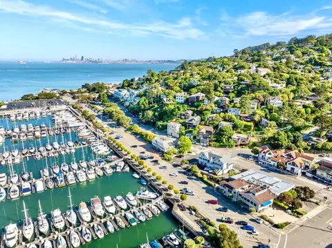 81 Cazneau Ave, Sausalito, CA 94965