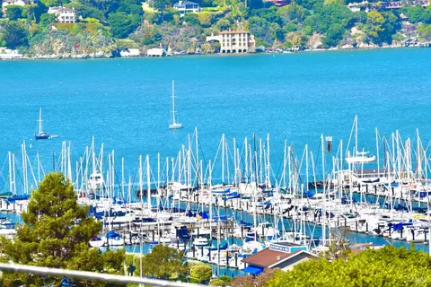 View/Area - 81 Cazneau Ave, Sausalito, CA 94965 photo 8 of 15