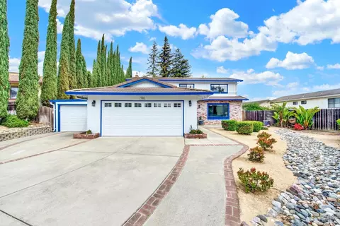 1649 Foothill Pl, Fairfield, CA 94534