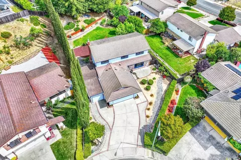 View/Area - 1649 Foothill Pl, Fairfield, CA 94534 photo 4 of 4