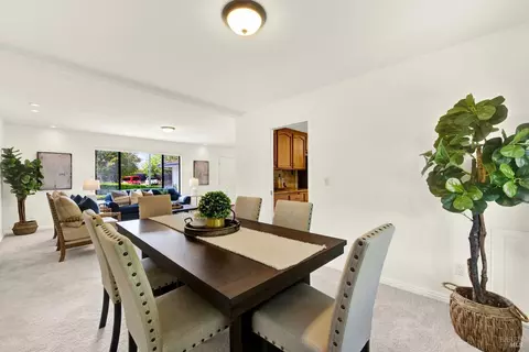 Dining - 1649 Foothill Pl, Fairfield, CA 94534 photo 1 of 3