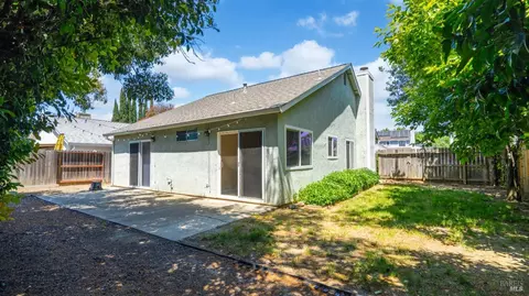 169 Persimmon Cir, Vacaville, CA 95687 photo 21