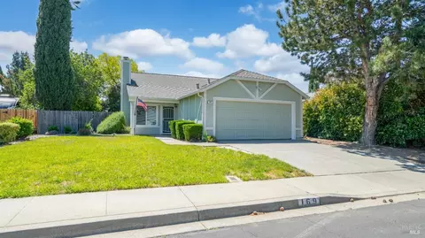 169 Persimmon Cir, Vacaville, CA 95687