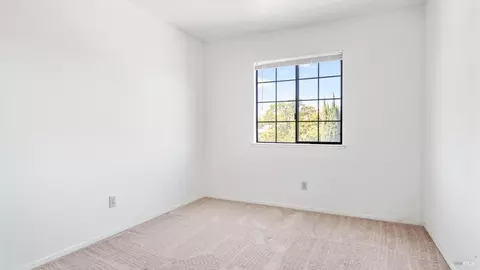 Bedroom - 719 Sage Ct, Vacaville, CA 95687 photo 4 of 7