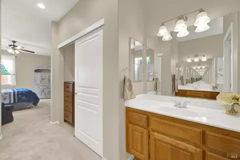 374 Bartlett Ln, Vacaville, CA 95687 photo 37