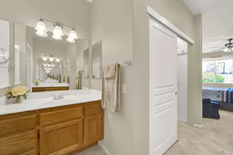 374 Bartlett Ln, Vacaville, CA 95687 photo 36