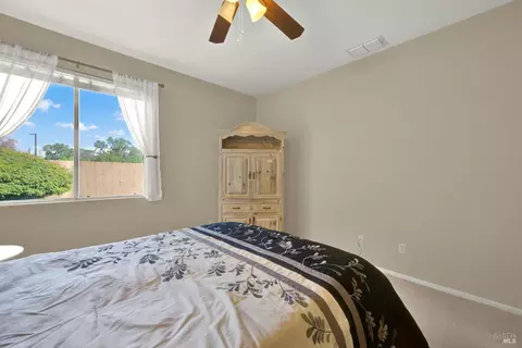374 Bartlett Ln, Vacaville, CA 95687 photo 31