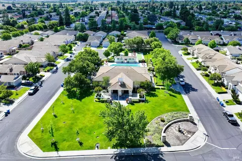 374 Bartlett Ln, Vacaville, CA 95687 photo 61