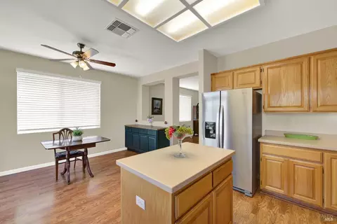 374 Bartlett Ln, Vacaville, CA 95687 photo 25