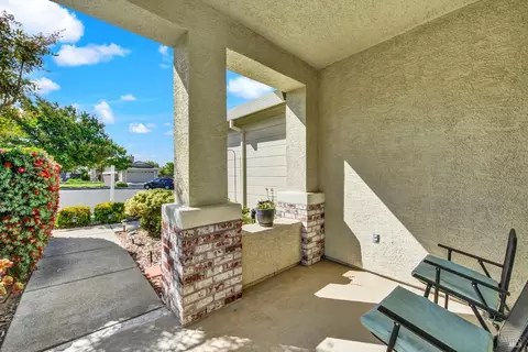 374 Bartlett Ln, Vacaville, CA 95687 photo 11