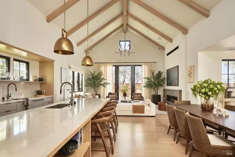 210 Auberge Path, Napa, CA 94559