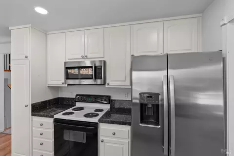 157 Hilltop Dr, Vallejo, CA 94591 photo 10