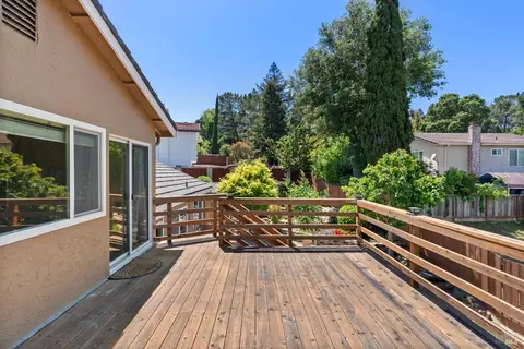 157 Hilltop Dr, Vallejo, CA 94591 photo 33