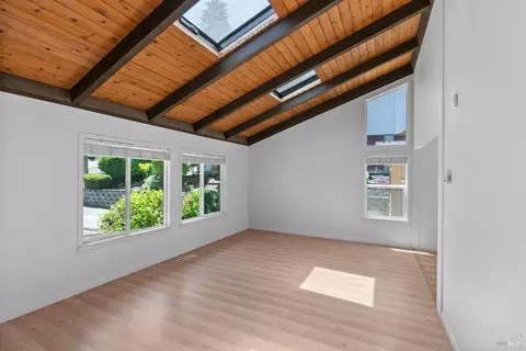 157 Hilltop Dr, Vallejo, CA 94591 photo 6